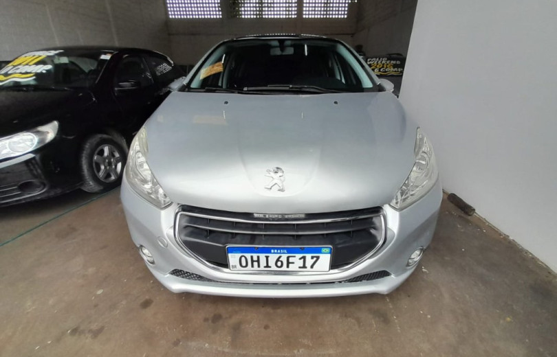 PEUGEOT 208 2014 1.5 ALLURE 8V FLEX 4P MANUAL - Carango - 123414 - Foto 2 PEUGEOT 208 2014 1.5 ALLURE 8V FLEX 4P MANUAL - Carango 123414 - Foto 2
