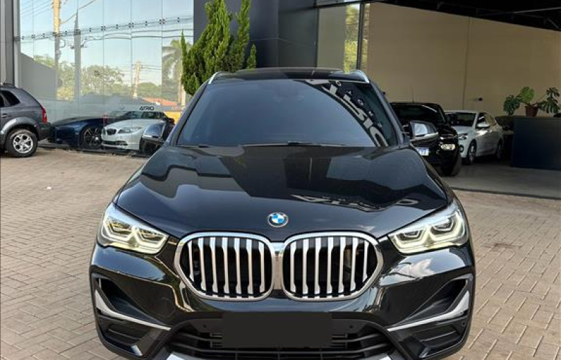 BMW X1 2021 2.0 16V TURBO ACTIVEFLEX SDRIVE20I X-LINE 4P AUTOMÁTICO - Carango 123493 - Foto 5