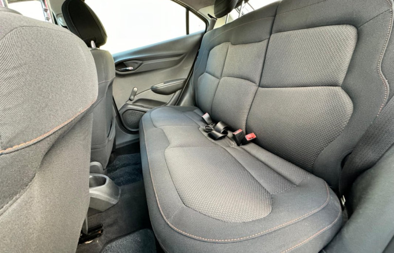 CHEVROLET ONIX 2015 1.4 MPFI LT 8V FLEX 4P MANUAL - Carango - 124032 - Foto 6 CHEVROLET ONIX 2015 1.4 MPFI LT 8V FLEX 4P MANUAL - Carango 124032 - Foto 6