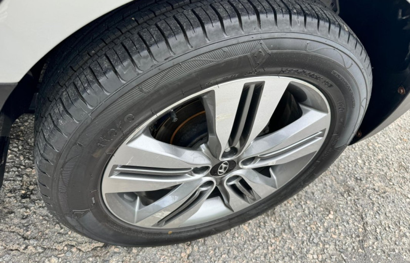 HYUNDAI IX35 2018 2.0 MPFI GL 16V FLEX 4P AUTOMÁTICO - Carango - 124081 - Foto 9 HYUNDAI IX35 2018 2.0 MPFI GL 16V FLEX 4P AUTOMÁTICO - Carango 124081 - Foto 9