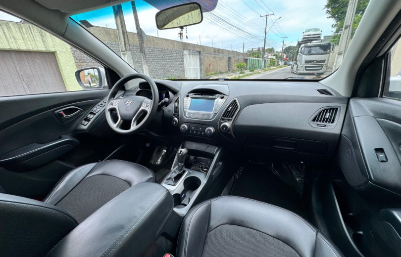 HYUNDAI IX35 2018 2.0 MPFI GL 16V FLEX 4P AUTOMÁTICO - Carango - 124081 - Foto 7 HYUNDAI IX35 2018 2.0 MPFI GL 16V FLEX 4P AUTOMÁTICO - Carango 124081 - Foto 7