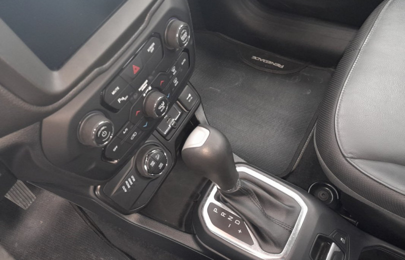 JEEP RENEGADE 2020 1.8 16V FLEX LONGITUDE 4P AUTOMÁTICO - Carango - 124596 - Foto 9 JEEP RENEGADE 2020 1.8 16V FLEX LONGITUDE 4P AUTOMÁTICO - Carango 124596 - Foto 9