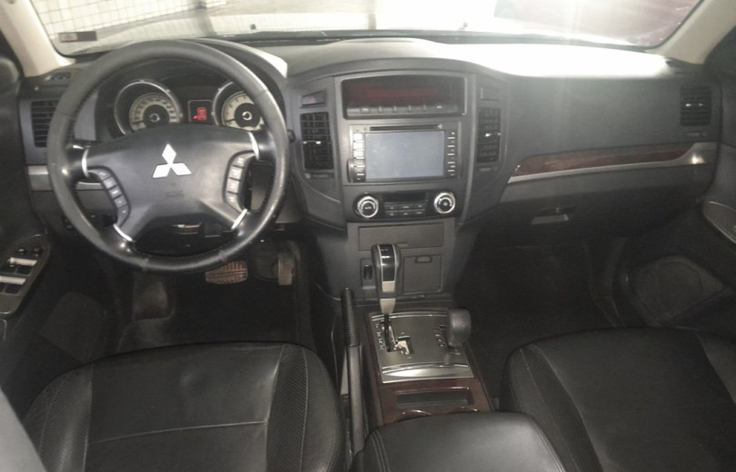 MITSUBISHI PAJERO 2014 3.2 HPE 4X4 DIESEL 4P AUTOMÁTICO - Carango - 124951 - Foto 6 MITSUBISHI PAJERO 2014 3.2 HPE 4X4 DIESEL 4P AUTOMÁTICO - Carango 124951 - Foto 6
