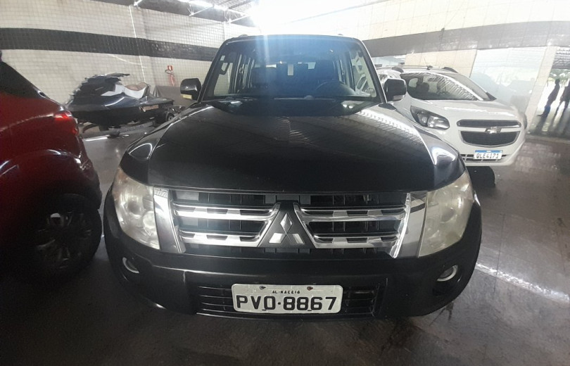 MITSUBISHI PAJERO 2014 3.2 HPE 4X4 DIESEL 4P AUTOMÁTICO - Carango - 124951 - Foto 2 MITSUBISHI PAJERO 2014 3.2 HPE 4X4 DIESEL 4P AUTOMÁTICO - Carango 124951 - Foto 2