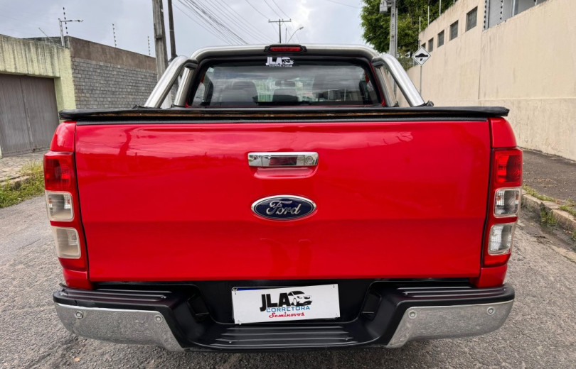 FORD RANGER 2013 2.5 XLT 4X2 CD 16V FLEX 4P MANUAL - Carango - 125447 - Foto 4 FORD RANGER 2013 2.5 XLT 4X2 CD 16V FLEX 4P MANUAL - Carango 125447 - Foto 4