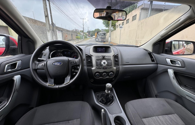 FORD RANGER 2013 2.5 XLT 4X2 CD 16V FLEX 4P MANUAL - Carango - 125447 - Foto 5 FORD RANGER 2013 2.5 XLT 4X2 CD 16V FLEX 4P MANUAL - Carango 125447 - Foto 5