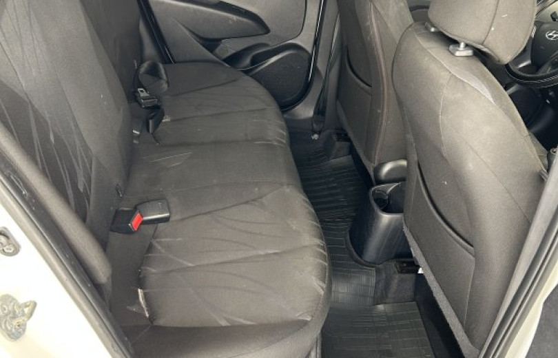 HYUNDAI HB20 2015 1.0 COMFORT 12V FLEX 4P MANUAL - Carango - 125525 - Foto 5 HYUNDAI HB20 2015 1.0 COMFORT 12V FLEX 4P MANUAL - Carango 125525 - Foto 5