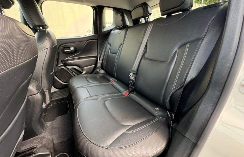 JEEP RENEGADE 2021 1.8 16V FLEX LONGITUDE 4P AUTOMÁTICO - Carango - 125451 - Foto 8 JEEP RENEGADE 2021 1.8 16V FLEX LONGITUDE 4P AUTOMÁTICO - Carango 125451 - Foto 8