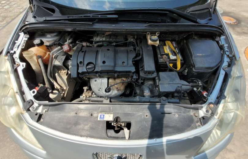 PEUGEOT 307 2011 1.6 PRESENCE PACK 16V FLEX 4P MANUAL - Carango - 125479 - Foto 10 PEUGEOT 307 2011 1.6 PRESENCE PACK 16V FLEX 4P MANUAL - Carango 125479 - Foto 10