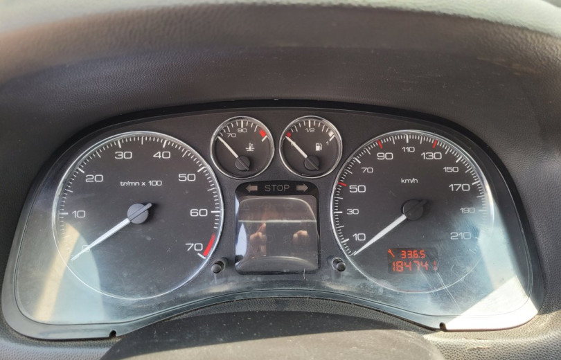 PEUGEOT 307 2011 1.6 PRESENCE PACK 16V FLEX 4P MANUAL - Carango - 125479 - Foto 7 PEUGEOT 307 2011 1.6 PRESENCE PACK 16V FLEX 4P MANUAL - Carango 125479 - Foto 7