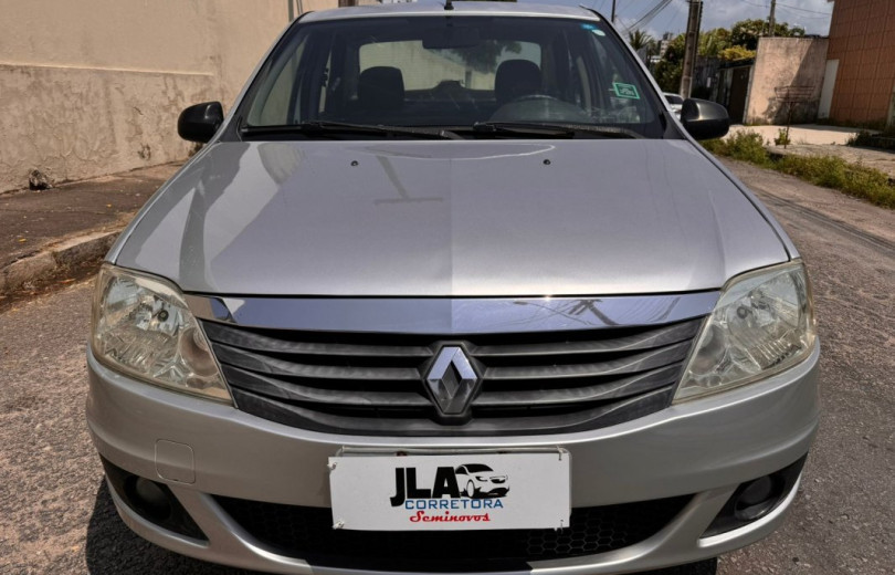 RENAULT LOGAN 2012 1.0 AUTHENTIQUE 16V FLEX 4P MANUAL - Carango - 125421 - Foto 2 RENAULT LOGAN 2012 1.0 AUTHENTIQUE 16V FLEX 4P MANUAL - Carango 125421 - Foto 2