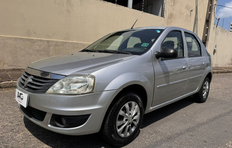 RENAULT LOGAN 2012 1.0 AUTHENTIQUE 16V FLEX 4P MANUAL - Carango - 125421 - Foto 1 RENAULT LOGAN 2012 1.0 AUTHENTIQUE 16V FLEX 4P MANUAL - Carango 125421 - Foto 1
