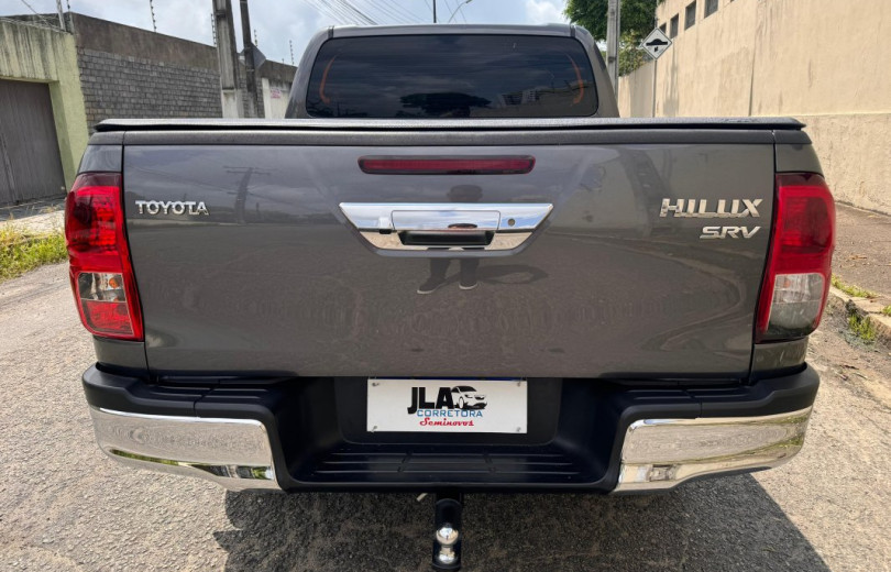 TOYOTA HILUX 2020 2.7 SRV 4X2 CD 16V FLEX 4P AUTOMÁTICO - Carango - 125448 - Foto 4 TOYOTA HILUX 2020 2.7 SRV 4X2 CD 16V FLEX 4P AUTOMÁTICO - Carango 125448 - Foto 4