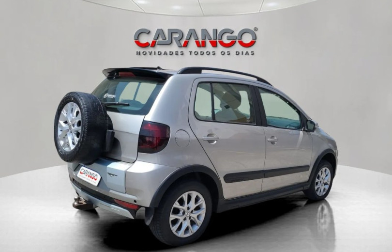 VOLKSWAGEN CROSSFOX 2014 1.6 MI 8V TOTAL FLEX 4P MANUAL - Carango - 125362 - Foto 3 VOLKSWAGEN CROSSFOX 2014 1.6 MI 8V TOTAL FLEX 4P MANUAL - Carango 125362 - Foto 3