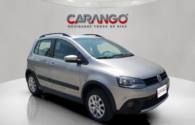 VOLKSWAGEN CROSSFOX 2014 1.6 MI 8V TOTAL FLEX 4P MANUAL - Carango - 125362 - Foto 8 VOLKSWAGEN CROSSFOX 2014 1.6 MI 8V TOTAL FLEX 4P MANUAL - Carango 125362 - Foto 8