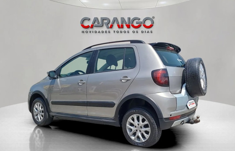 VOLKSWAGEN CROSSFOX 2014 1.6 MI 8V TOTAL FLEX 4P MANUAL - Carango - 125362 - Foto 5 VOLKSWAGEN CROSSFOX 2014 1.6 MI 8V TOTAL FLEX 4P MANUAL - Carango 125362 - Foto 5