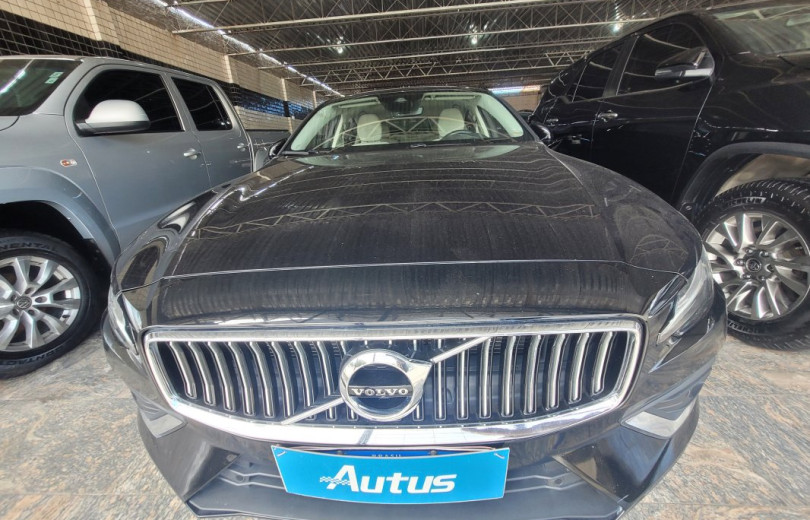 VOLVO S60 2020 2.0 T5 INSCRIPTION GASOLINA 4P AUTOM  TICO - Carango - 125252 - Foto 2 VOLVO S60 2020 2.0 T5 INSCRIPTION GASOLINA 4P AUTOM  TICO - Carango 125252 - Foto 2