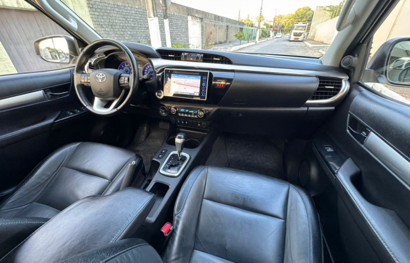 TOYOTA HILUX 2019 2.8 SRV 4X4  DIESEL 4P AUT. - Carango - 125698 - Foto 8 TOYOTA HILUX 2019 2.8 SRV 4X4  DIESEL 4P AUT. - Carango 125698 - Foto 8