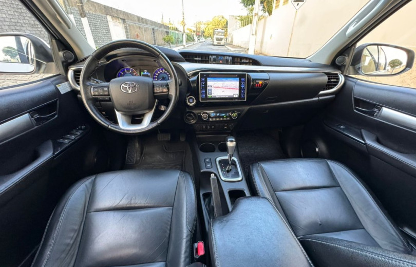 TOYOTA HILUX 2019 2.8 SRV 4X4  DIESEL 4P AUT. - Carango - 125698 - Foto 6 TOYOTA HILUX 2019 2.8 SRV 4X4  DIESEL 4P AUT. - Carango 125698 - Foto 6