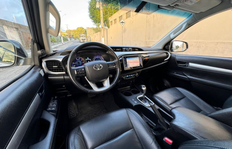 TOYOTA HILUX 2019 2.8 SRV 4X4  DIESEL 4P AUT. - Carango - 125698 - Foto 7 TOYOTA HILUX 2019 2.8 SRV 4X4  DIESEL 4P AUT. - Carango 125698 - Foto 7