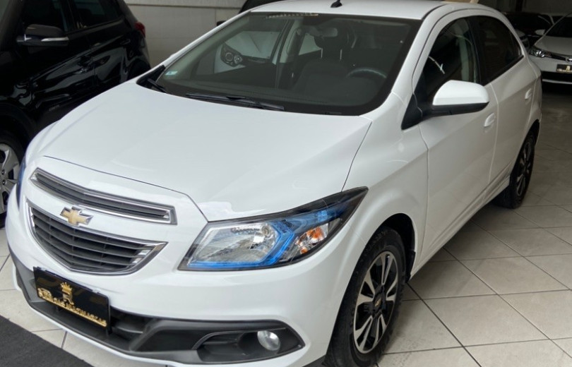CHEVROLET ONIX 2015 1.4 MPFI LTZ 8V FLEX 4P MANUAL - Carango - 126384 - Foto 2 CHEVROLET ONIX 2015 1.4 MPFI LTZ 8V FLEX 4P MANUAL - Carango 126384 - Foto 2