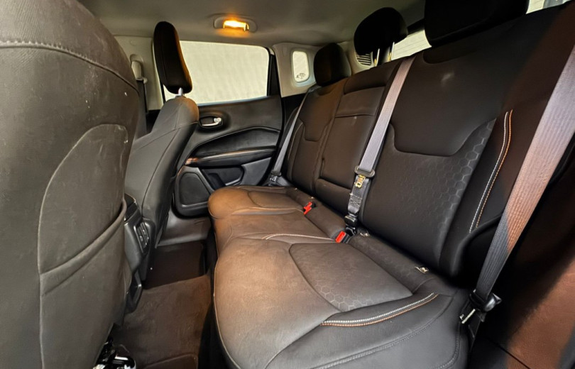JEEP COMPASS 2018 2.0 SPORT 4X2 16V FLEX 4P AUTOMÁTICO - Carango - 126032 - Foto 8 JEEP COMPASS 2018 2.0 SPORT 4X2 16V FLEX 4P AUTOMÁTICO - Carango 126032 - Foto 8