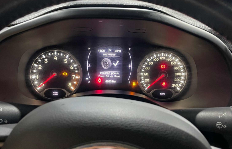 JEEP RENEGADE 2017 1.8 16V FLEX LONGITUDE 4P AUTOMÁTICO - Carango - 126288 - Foto 8 JEEP RENEGADE 2017 1.8 16V FLEX LONGITUDE 4P AUTOMÁTICO - Carango 126288 - Foto 8