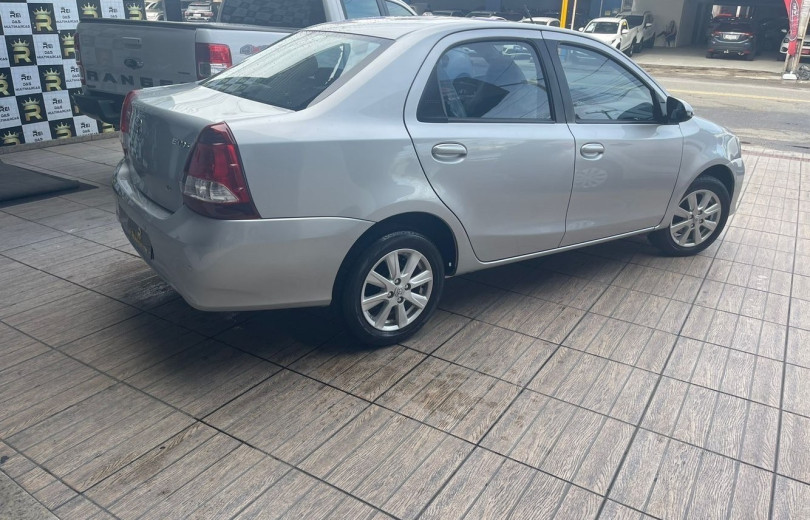 TOYOTA ETIOS 2019 1.5 X PLUS SEDAN 16V FLEX 4P AUTOMÁTICO - Carango - 126346 - Foto 4 TOYOTA ETIOS 2019 1.5 X PLUS SEDAN 16V FLEX 4P AUTOMÁTICO - Carango 126346 - Foto 4