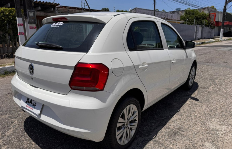 VOLKSWAGEN GOL 2023 1.0 12V MPI TOTALFLEX 4P MANUAL - Carango - 126030 - Foto 3 VOLKSWAGEN GOL 2023 1.0 12V MPI TOTALFLEX 4P MANUAL - Carango 126030 - Foto 3