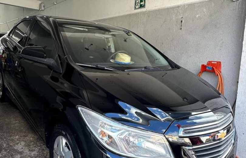 CHEVROLET PRISMA 2018 1.0 MPFI JOY 8V FLEX 4P MANUAL - Carango - 126579 - Foto 4 CHEVROLET PRISMA 2018 1.0 MPFI JOY 8V FLEX 4P MANUAL - Carango 126579 - Foto 4