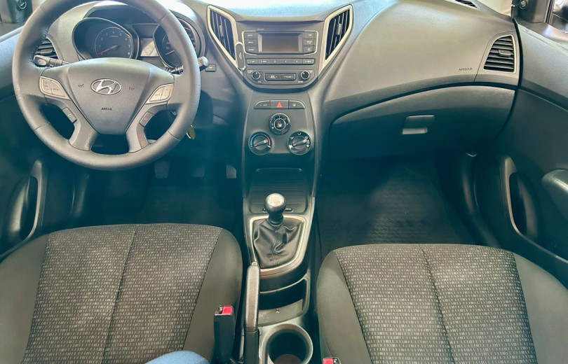 HYUNDAI HB20 2019 1.0 UNIQUE 12V FLEX 4P MANUAL - Carango - 127365 - Foto 5 HYUNDAI HB20 2019 1.0 UNIQUE 12V FLEX 4P MANUAL - Carango 127365 - Foto 5