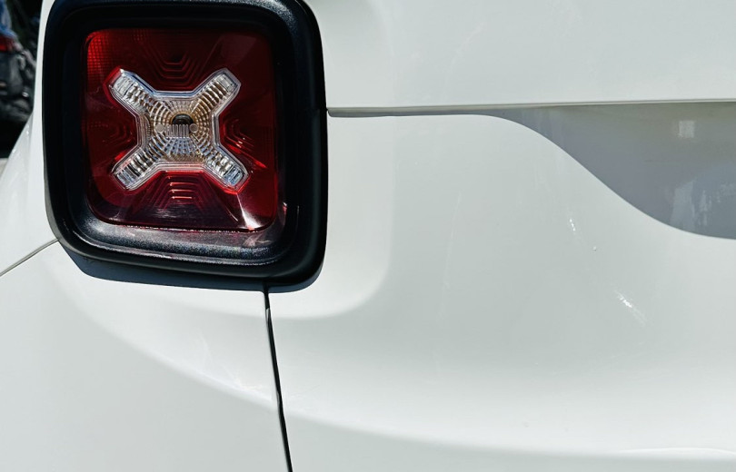 JEEP RENEGADE 2017 2.0 16V TURBO DIESEL SPORT 4P 4X4 AUTOMÁTICO - Carango - 126998 - Foto 5 JEEP RENEGADE 2017 2.0 16V TURBO DIESEL SPORT 4P 4X4 AUTOMÁTICO - Carango 126998 - Foto 5