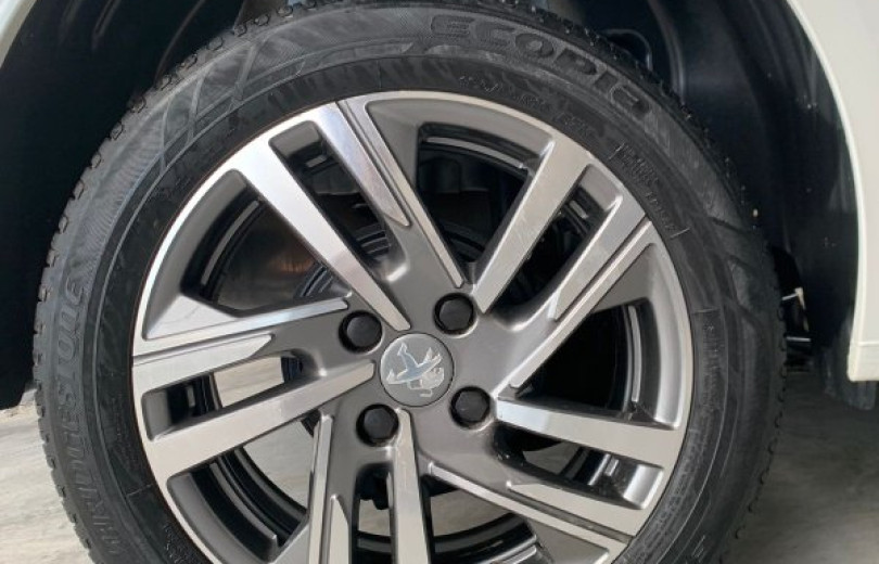 PEUGEOT 208 2022 1,6 ALLURE AUT. 4P.. - Carango - 127330 - Foto 5 PEUGEOT 208 2022 1,6 ALLURE AUT. 4P.. - Carango 127330 - Foto 5