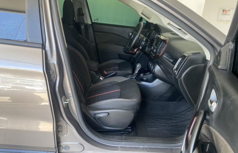 FIAT TORO 2019 2.0 16V TURBO DIESEL FREEDOM 4WD AT9 - Carango - 127796 - Foto 8 FIAT TORO 2019 2.0 16V TURBO DIESEL FREEDOM 4WD AT9 - Carango 127796 - Foto 8