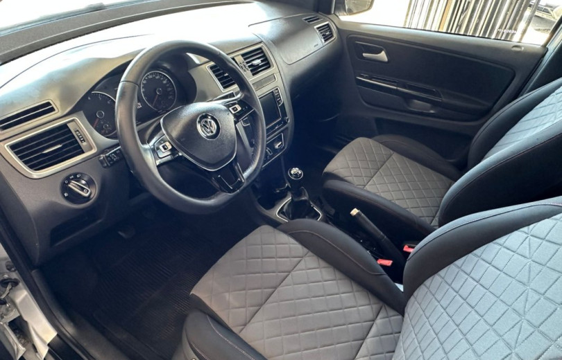 VOLKSWAGEN FOX 2019 1.6 MSI XTREME 4P. MANUAL - Carango - 127661 - Foto 8 VOLKSWAGEN FOX 2019 1.6 MSI XTREME 4P. MANUAL - Carango 127661 - Foto 8
