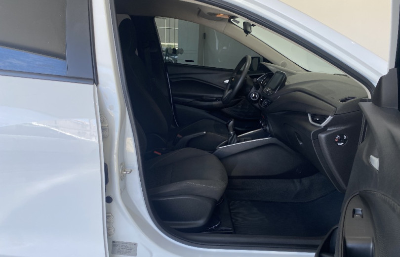 CHEVROLET ONIX 2020 1.0 TURBO FLEX PLUS LT MANUAL - Carango - 128188 - Foto 8 CHEVROLET ONIX 2020 1.0 TURBO FLEX PLUS LT MANUAL - Carango 128188 - Foto 8