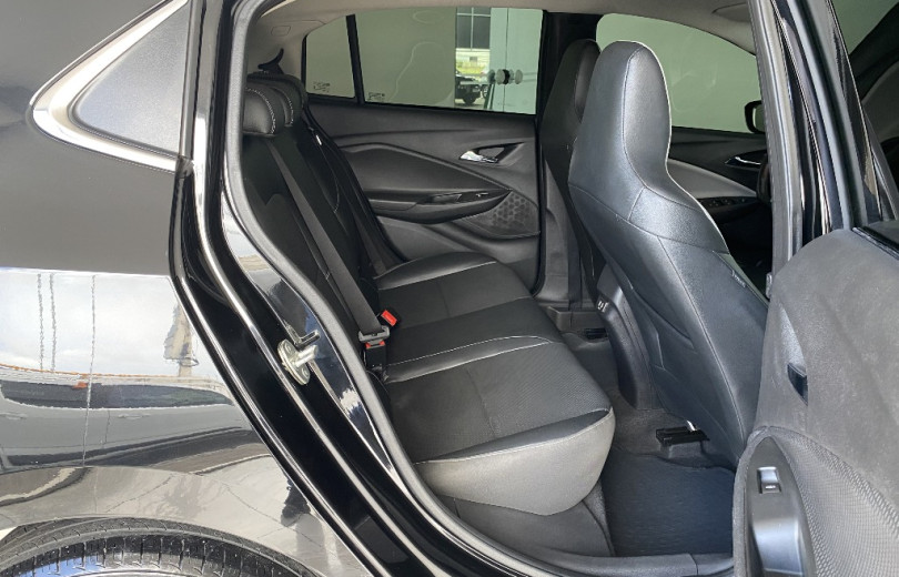 CHEVROLET ONIX 2020 1.0 Turbo AT Premier 2 - Carango - 128282 - Foto 9 CHEVROLET ONIX 2020 1.0 Turbo AT Premier 2 - Carango 128282 - Foto 9