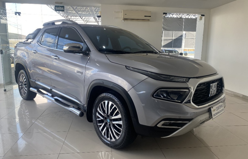 FIAT TORO 2024 2.0 16V TURBO DIESEL RANCH 4WD AT9 - Carango - 128254 - Foto 2 FIAT TORO 2024 2.0 16V TURBO DIESEL RANCH 4WD AT9 - Carango 128254 - Foto 2