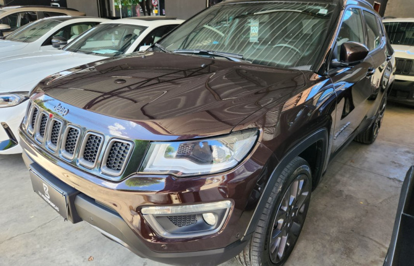 JEEP COMPASS 2021 2.0 16V DIESEL LIMITED 4X4 AUTOMÁTICO - Carango - 128513 - Foto 1 JEEP COMPASS 2021 2.0 16V DIESEL LIMITED 4X4 AUTOMÁTICO - Carango 128513 - Foto 1