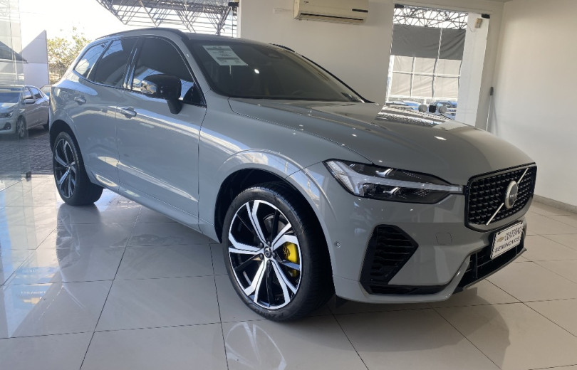 VOLVO XC60 2024 2.0 T8 RECHARGE ULTIMATE DARK AWD GEARTRONIC - Carango - 128950 - Foto 3 VOLVO XC60 2024 2.0 T8 RECHARGE ULTIMATE DARK AWD GEARTRONIC - Carango 128950 - Foto 3