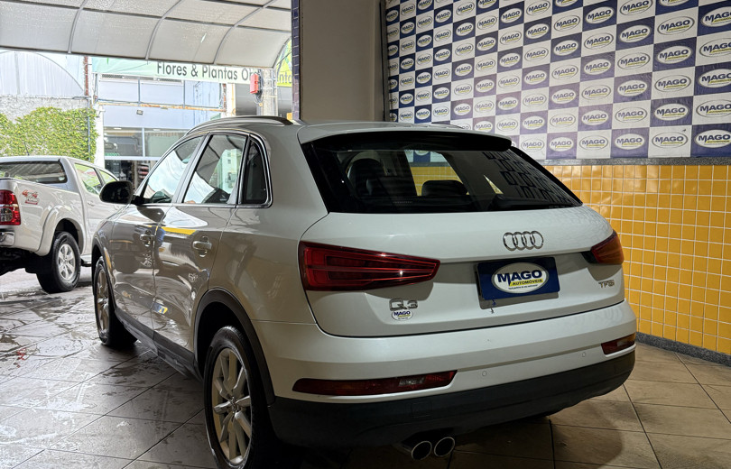 AUDI Q3 2016 1.4 TFSI ATTRACTION GASOLINA 4P S TRONIC - Carango - 129274 - Foto 5 AUDI Q3 2016 1.4 TFSI ATTRACTION GASOLINA 4P S TRONIC - Carango 129274 - Foto 5