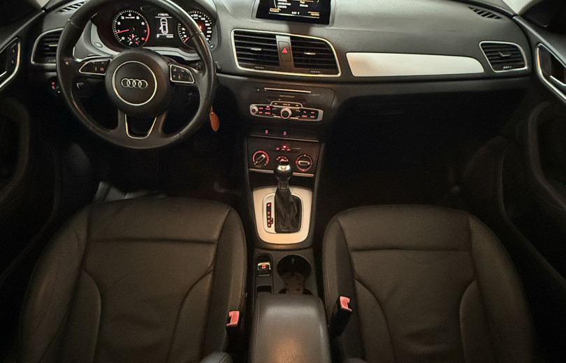 AUDI Q3 2016 1.4 TFSI ATTRACTION GASOLINA 4P S TRONIC - Carango - 129274 - Foto 8 AUDI Q3 2016 1.4 TFSI ATTRACTION GASOLINA 4P S TRONIC - Carango 129274 - Foto 8