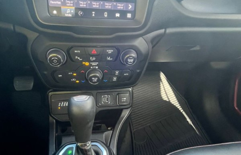JEEP RENEGADE 2023 1.3 T270 TURBO FLEX TRAILHAWK 4X4 AT9 - Carango - 129333 - Foto 8 JEEP RENEGADE 2023 1.3 T270 TURBO FLEX TRAILHAWK 4X4 AT9 - Carango 129333 - Foto 8