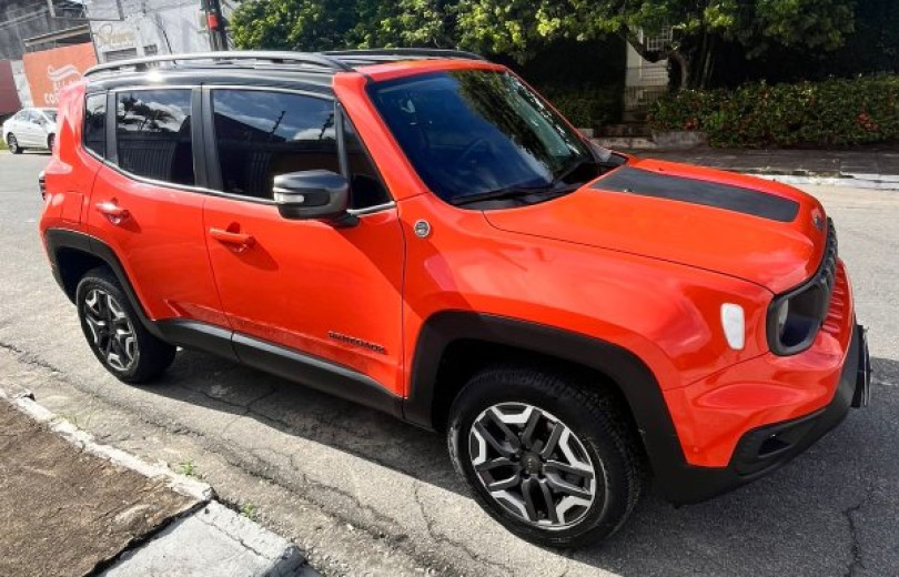 JEEP RENEGADE 2023 1.3 T270 TURBO FLEX TRAILHAWK 4X4 AT9 - Carango - 129333 - Foto 5 JEEP RENEGADE 2023 1.3 T270 TURBO FLEX TRAILHAWK 4X4 AT9 - Carango 129333 - Foto 5