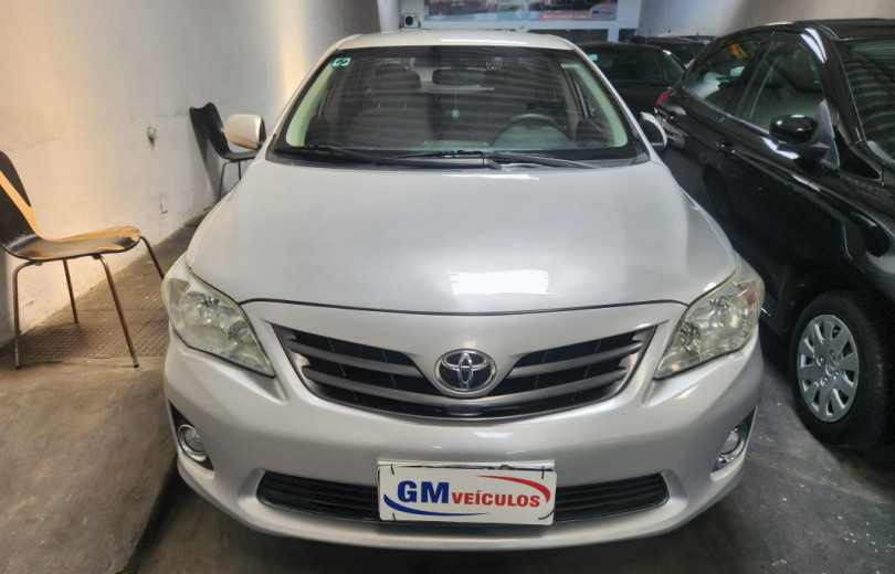 TOYOTA COROLLA 2014 1.8 GLI 16V FLEX 4P AUTOMATICO - Carango - 129351 - Foto 2 TOYOTA COROLLA 2014 1.8 GLI 16V FLEX 4P AUTOMATICO - Carango 129351 - Foto 2