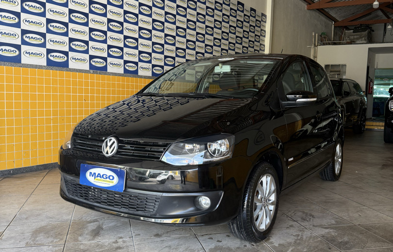 VOLKSWAGEN FOX 2013 1.6 MI PRIME 8V FLEX 4P MANUAL - Carango - 129326 - Foto 1 VOLKSWAGEN FOX 2013 1.6 MI PRIME 8V FLEX 4P MANUAL - Carango 129326 - Foto 1