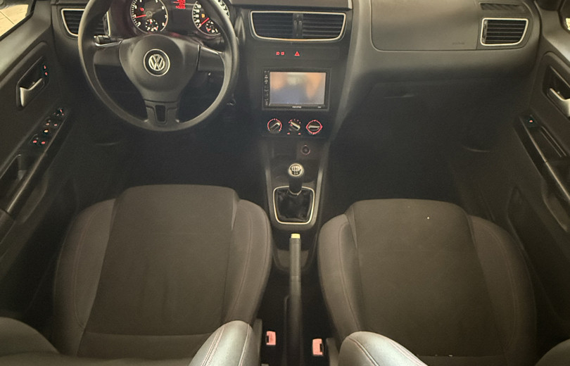 VOLKSWAGEN FOX 2013 1.6 MI PRIME 8V FLEX 4P MANUAL - Carango - 129326 - Foto 7 VOLKSWAGEN FOX 2013 1.6 MI PRIME 8V FLEX 4P MANUAL - Carango 129326 - Foto 7