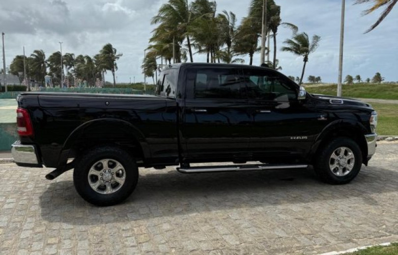 DODGE RAM 2500 2021 6.7 2500 LARAMIE 4X4 CD TURBO DIESEL 4P AUTOMÁTICO - Carango - 129803 - Foto 3 DODGE RAM 2500 2021 6.7 2500 LARAMIE 4X4 CD TURBO DIESEL 4P AUTOMÁTICO - Carango 129803 - Foto 3