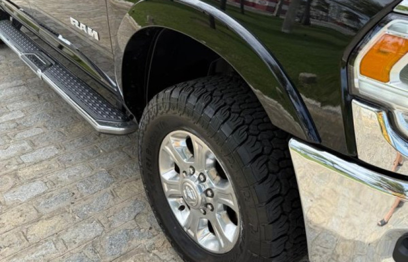 DODGE RAM 2500 2021 6.7 2500 LARAMIE 4X4 CD TURBO DIESEL 4P AUTOMÁTICO - Carango - 129803 - Foto 6 DODGE RAM 2500 2021 6.7 2500 LARAMIE 4X4 CD TURBO DIESEL 4P AUTOMÁTICO - Carango 129803 - Foto 6