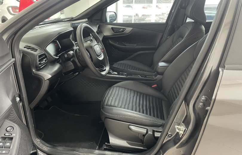 FIAT FASTBACK 2023 1.3 TURBO 270 FLEX LIMITED EDITION AT6 - Carango - 129773 - Foto 4 FIAT FASTBACK 2023 1.3 TURBO 270 FLEX LIMITED EDITION AT6 - Carango 129773 - Foto 4